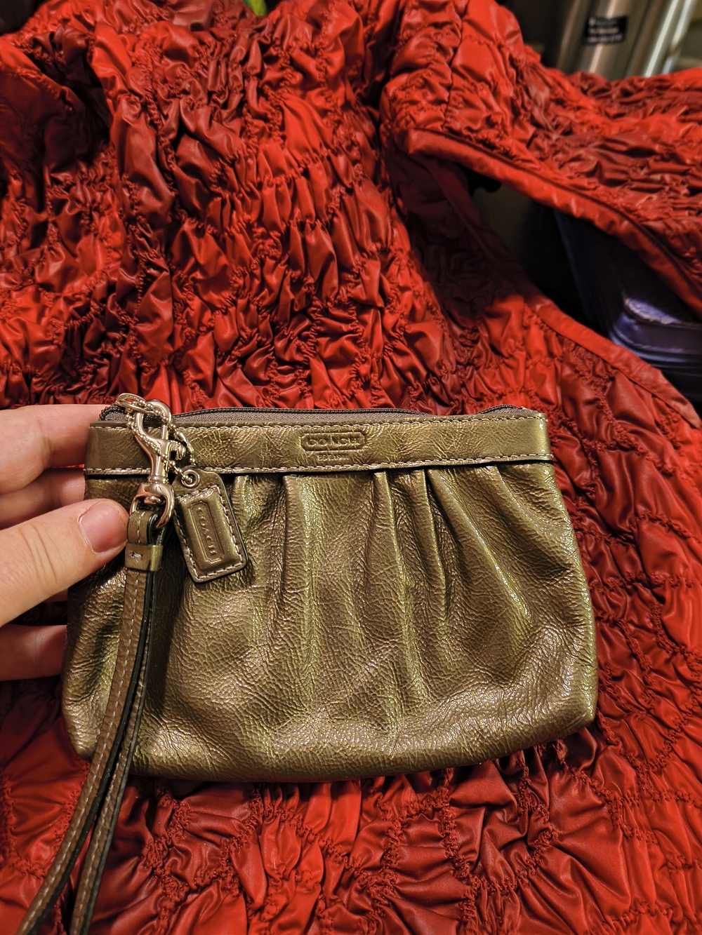 Coach Olive Metallic Leather Wristlet with Tag